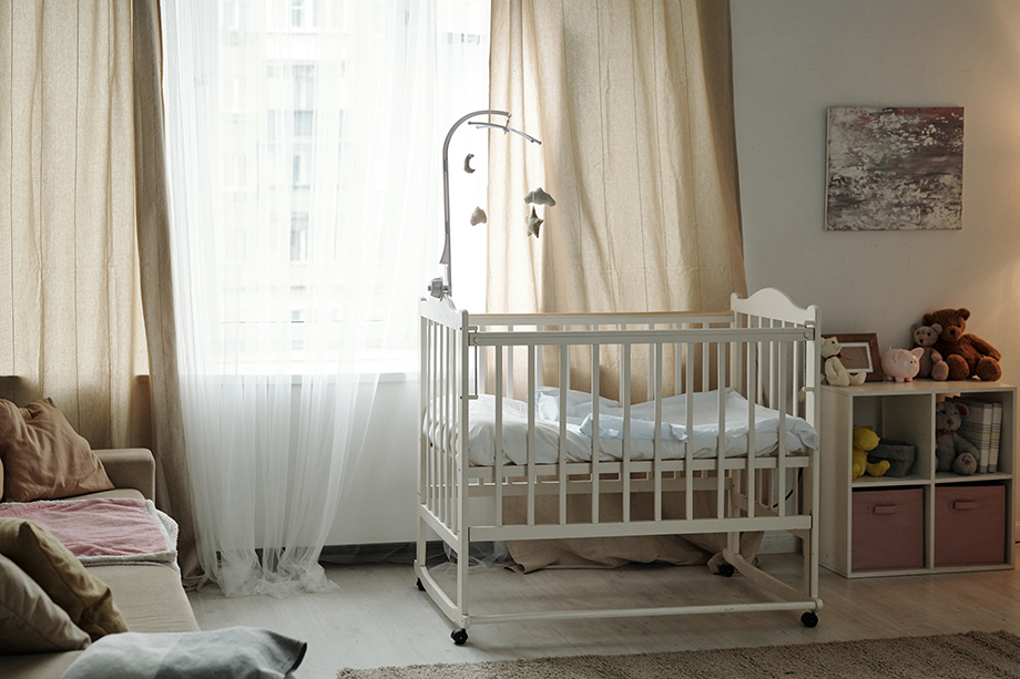 赤ちゃんがいる家庭におすすめのカーテンとは？
