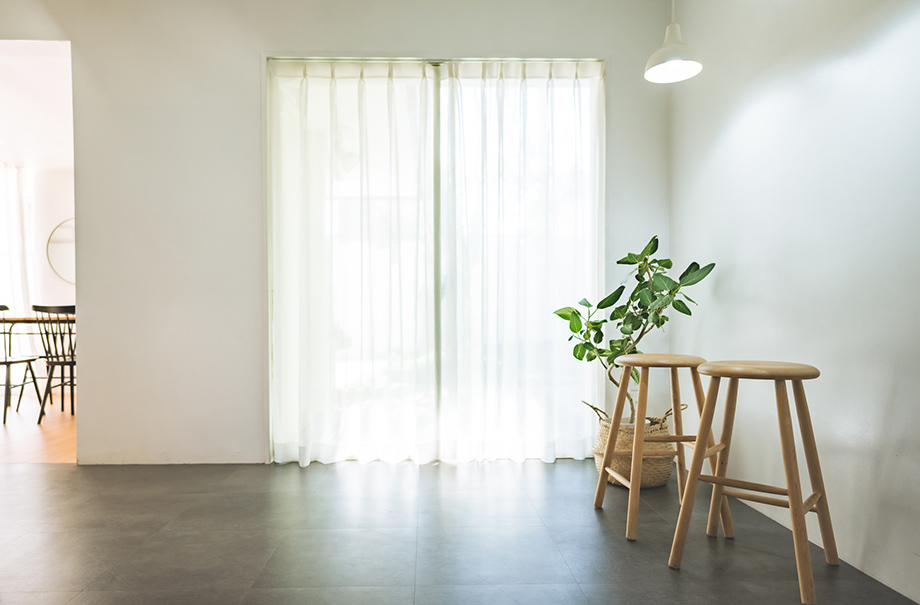 レースカーテンの役割