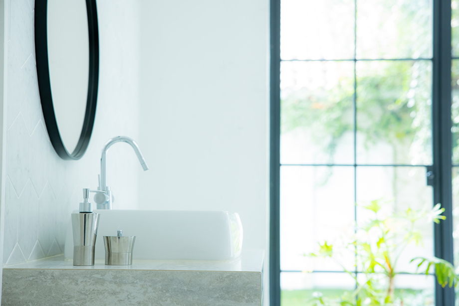 浴室の窓を目隠しするメリット