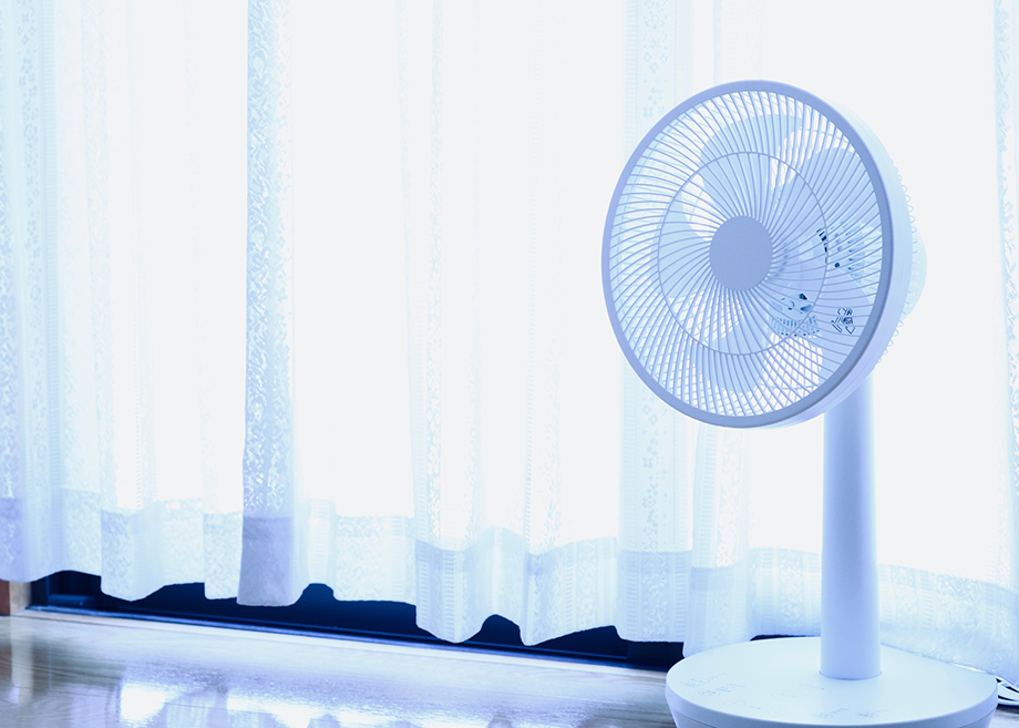 夏の暑さ対策にカーテンがおすすめな理由